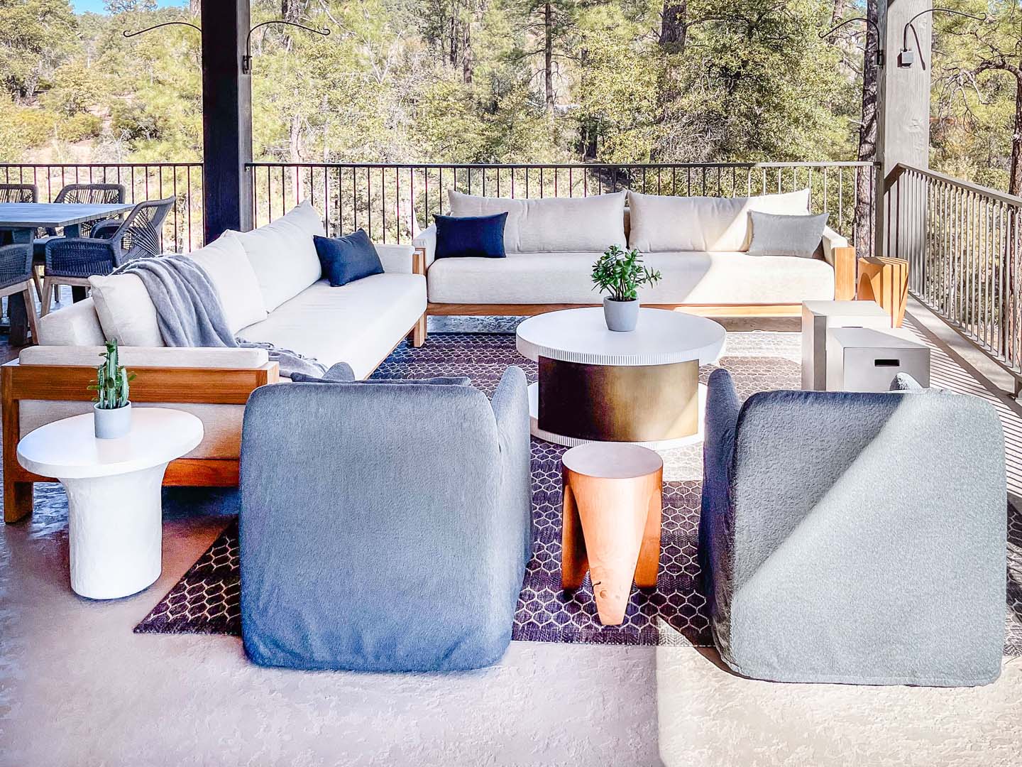 CONTEMPORARY IN THE WOODS Payson Interior Design