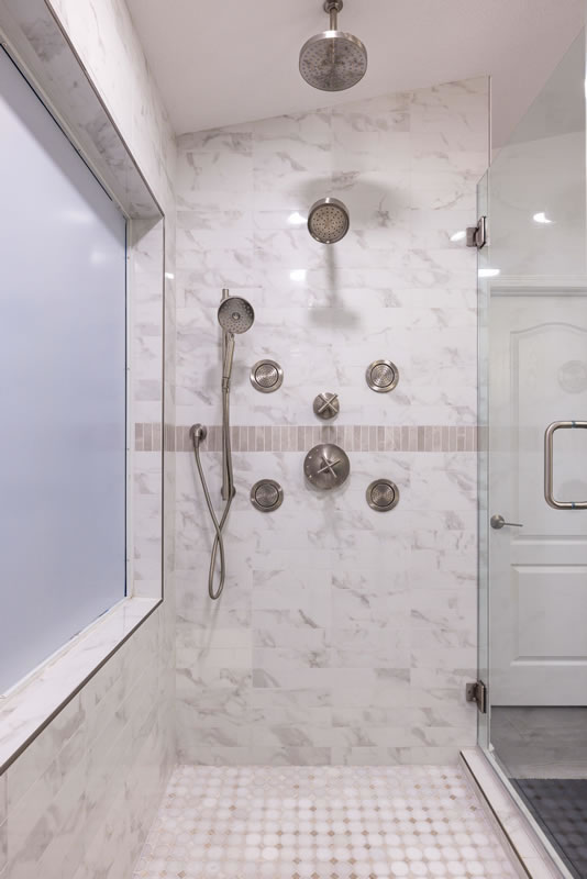 Modern Farmhouse Bathroom Interior Design by Elle Interiors