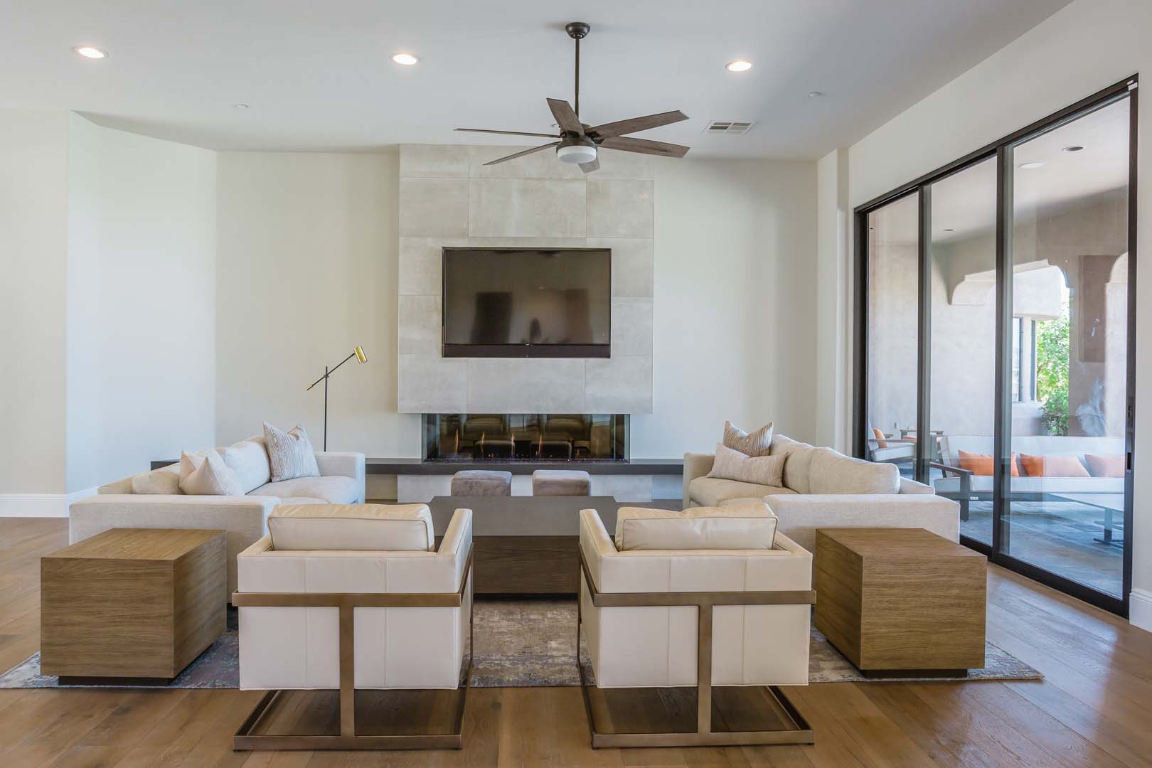 TAILORED CONTEMPORARY North Scottsdale Design and Construction