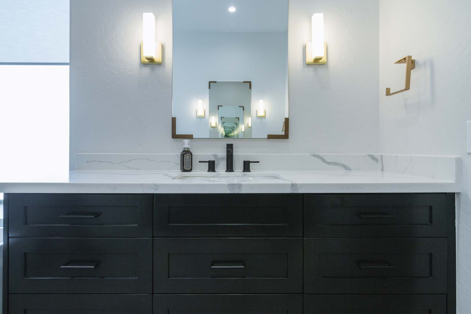 LAKEHOUSE CONTEMPORARY Gilbert Interior Design 